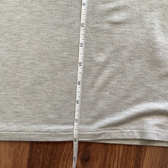 Babaton Crop Heather Grey Tshirt - L - Picture 6 of 8